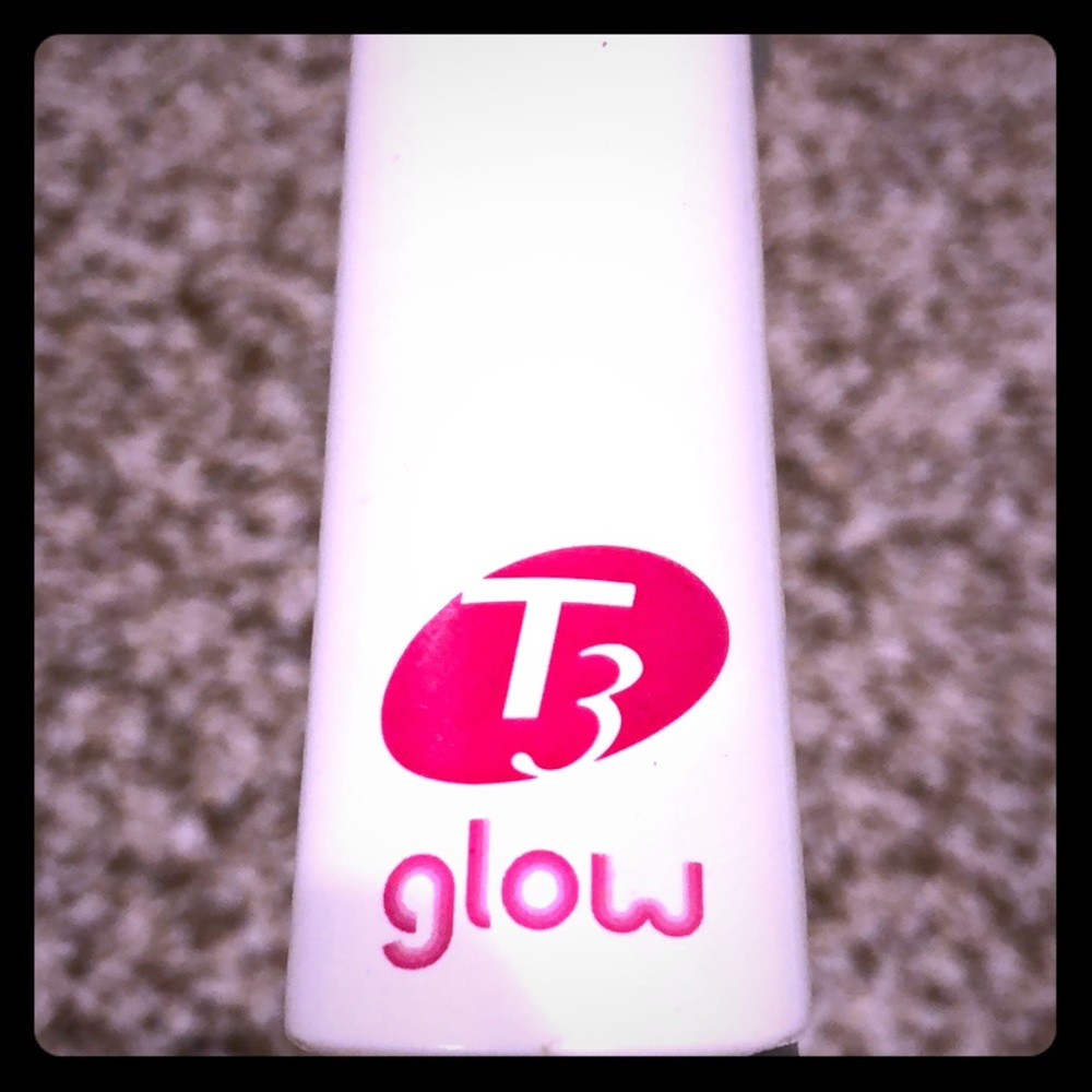 Good condition T3 ceramic flat iron